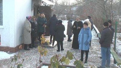 Хочуть перейти до іншої церкви: частина жителів кількох сіл Сатанівської громади організували голосування