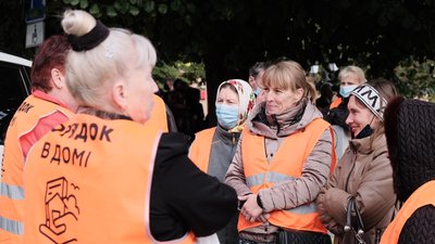 Голосування за транспорт і штовханина на сесії. Рік тому запрацювала міська радаЧернівців Голосування за транспорт і штовханина на сесії. Рік тому запрацювала міська радаЧернівців