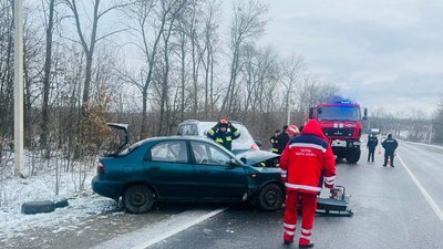 На Івано-Франківщині зіткнулися два легкові автомобілі: одна людина загинула На Івано-Франківщині зіткнулися два легкові автомобілі: одна людина загинула