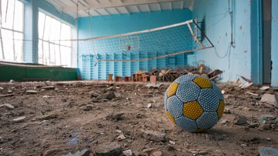 "Я їм сказала: "Стріляйте! Я не боюся вас". Як жителі селища Борозенське на Херсонщині пережили 8 місяців окупації "Я їм сказала: "Стріляйте! Я не боюся вас". Як жителі селища Борозенське на Херсонщині пережили 8 місяців окупації