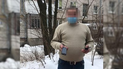 У Житомирі затримали ймовірного грабіжника, який відібрав у чоловіка телефон