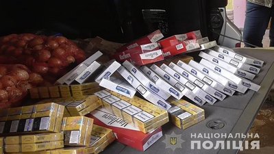 Поліцейські викрили цех з виготовлення алкоголю і сигарет на Тернопільщині