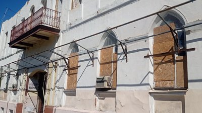 У центрі Харкова без дозволів розбирають будівлю ХІХ століття. Міськрада розпочала перевірку