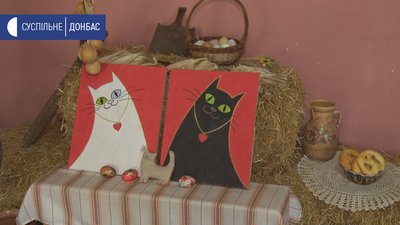 На Луганщині бібліотекарка батальйону Нацгвардії пише вірші та картини На Луганщині бібліотекарка батальйону Нацгвардії пише вірші та картини