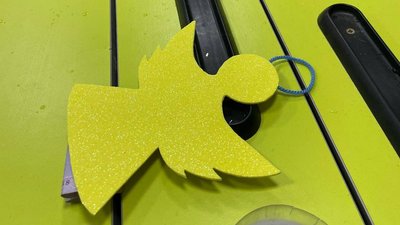 Школярі з Вінниччини виготовили янголів для українських захисників Школярі з Вінниччини виготовили янголів для українських захисників