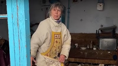 Жителі Баштанки відновлюють зруйноване житло Жителі Баштанки відновлюють зруйноване житло