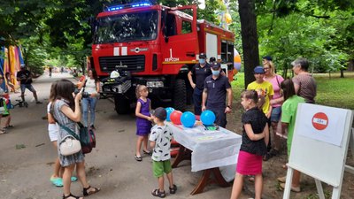 У Херсоні провели акцію для дітей "Безпечне літо"
