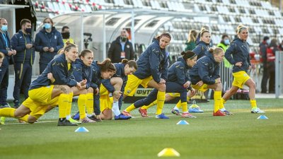 Троє спортсменок із футбольного клубу Волині гратимуть за збірну України в Японії