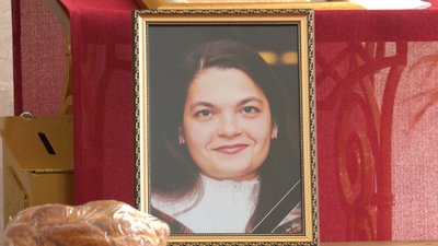 В Івано-Франківській громаді попрощалися з журналісткою Оксаною Кваснишин В Івано-Франківській громаді попрощалися з журналісткою Оксаною Кваснишин
