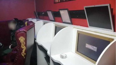 В Одесі правоохоронці закрили нелегальний лотомаркет В Одесі правоохоронці закрили нелегальний лотомаркет