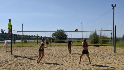 У Миколаєві стартував жіночий турнір з пляжного волейболу У Миколаєві стартував жіночий турнір з пляжного волейболу
