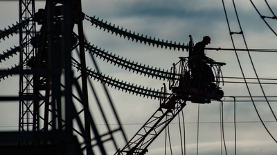 На Сумщині без електроенергії залишаються майже 5 тисяч абонентів