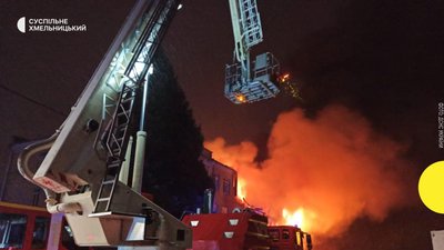 Пожежу рятувальники гасили декілька годин. 27 лютого 2023 рік.