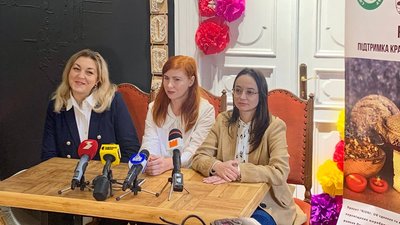 20 місцевих та релокованих виробників представлять продукцію у Франківську на крафтовому ярмарку 20 місцевих та релокованих виробників представлять продукцію у Франківську на крафтовому ярмарку