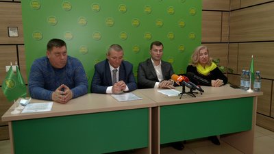 Поновлений очільник діагностичного центру у Рівному не може приступити до роботи. Як реагує колектив Поновлений очільник діагностичного центру у Рівному не може приступити до роботи. Як реагує колектив