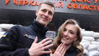 Любов сильніша за війну: на Черкащині в перервах між сиренами народжуються нові сім'ї Любов сильніша за війну: на Черкащині в перервах між сиренами народжуються нові сім'ї