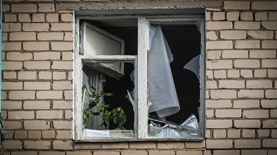 Обстріл Херсона, Дніпровський район, загиблі, вікно