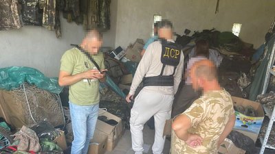 Продавали гуманітарну допомогу: на Тернопільщині викрили групу осіб Продавали гуманітарну допомогу: на Тернопільщині викрили групу осіб