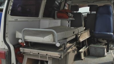 5 станин під кулемети та автомобіль швидкої передадуть вінницькі волонтери на Схід 5 станин під кулемети та автомобіль швидкої передадуть вінницькі волонтери на Схід