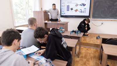 У Криму окупанти посилять вербування студентів у російську армію