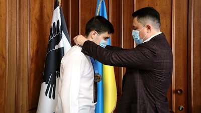 Двоє прикарпатців отримуватимуть президентську стипендію Двоє прикарпатців отримуватимуть президентську стипендію