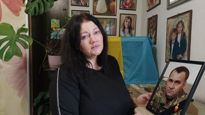 Ольга Печерська — вдова загиблого бійця Романа Печерського Ольга Печерська — вдова загиблого бійця Романа Печерського