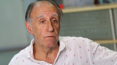 Божидар Манов. Божидар Манов.