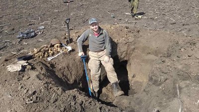 Останки німецьких та радянських солдатів, знайдені на Сумщині, чекають на перепоховання Останки німецьких та радянських солдатів, знайдені на Сумщині, чекають на перепоховання