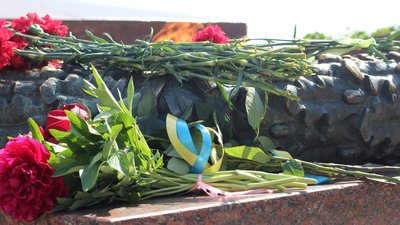 Без масових заходів та під наглядом поліції: як відзначають 8 травня в Одесі Без масових заходів та під наглядом поліції: як відзначають 8 травня в Одесі