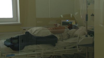 Як справлялись із тяжкими "хвилями" захворювання на коронавірус протягом року черкаські лікарі Як справлялись із тяжкими "хвилями" захворювання на коронавірус протягом року черкаські лікарі