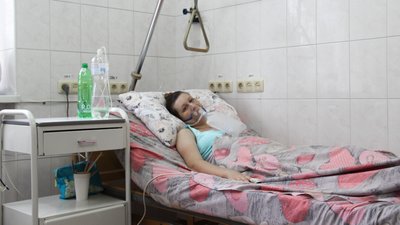 "Важко дивитися, коли задихається вагітна". Як працює ковідне відділення перинатального центру Одеси