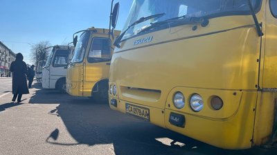 евакуаційні автобуси Черкаси евакуаційні автобуси Черкаси