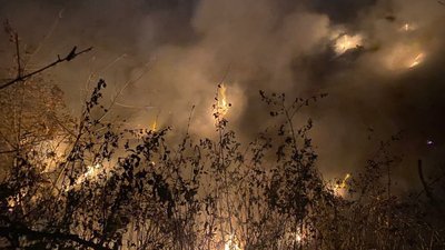 Біля Рівного вночі сталась пожежа на сміттєзвалищі Біля Рівного вночі сталась пожежа на сміттєзвалищі