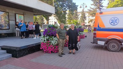 Про волонтерку з Луцька презентували документальний фільм "Місія 200" Про волонтерку з Луцька презентували документальний фільм "Місія 200"
