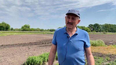 Науковий співробітник, завідувач відділу селекції Сергій Павленко Науковий співробітник, завідувач відділу селекції Сергій Павленко