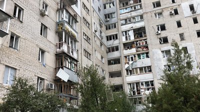 Російські війська вчергове обстріляли Миколаїв: зафіксовані влучання в багатоповерхівку Російські війська вчергове обстріляли Миколаїв: зафіксовані влучання в багатоповерхівку