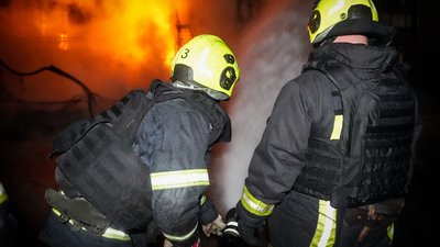 Уночі РФ масовано атакувала Одесу: є влучання по об’єкту інфраструктури Уночі РФ масовано атакувала Одесу: є влучання по об’єкту інфраструктури