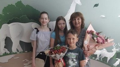 "Не ставте нас поряд зі зрадниками". Вчителька херсонської школи №30 розповіла, як освітяни працювали в окупації