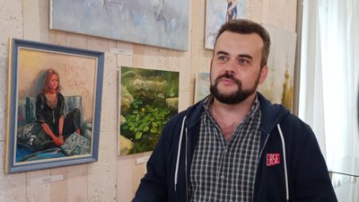 Графіка, олійний та акварельний живопис:
у Миколаєві відкрилася виставка робіт місцевих художників Графіка, олійний та акварельний живопис:
у Миколаєві відкрилася виставка робіт місцевих художників