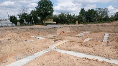 Так виглядає будівництво дитячого садка у селі Черняхівка