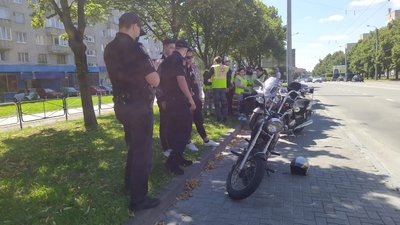 На вулицях Львова патрульні та волонтери провели рейд На вулицях Львова патрульні та волонтери провели рейд