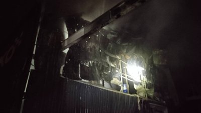 У Запоріжжі виникла пожежа внаслідок атаки російських безпілотників