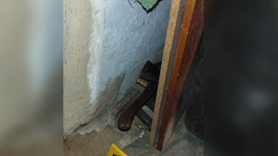 Сама здалася поліції: на Черкащині нетвереза жінка вбила сокирою чоловіка