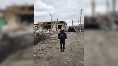 Ніка допомагала Нацгвардії розбирати завали в Бучі, Ірпені, Бородянці Ніка допомагала Нацгвардії розбирати завали в Бучі, Ірпені, Бородянці