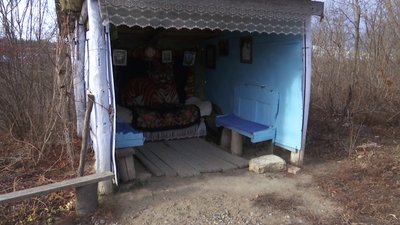 На Вінниччині сільську зупинку перетворили на музей старожитностей На Вінниччині сільську зупинку перетворили на музей старожитностей