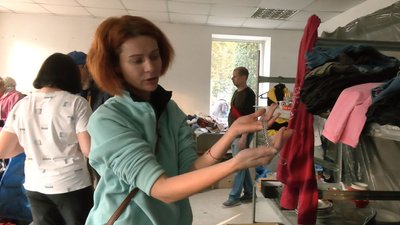 Сотня людей звернулися до клубу допомоги переселенцям з тваринами у Луцьку Сотня людей звернулися до клубу допомоги переселенцям з тваринами у Луцьку
