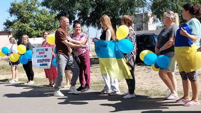 На Миколаївщині зустріли звільненого з полону захисника Сергія Кучера