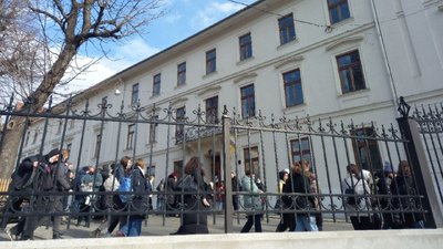 У Львові вшосте повідомили про замінування усіх шкіл міста