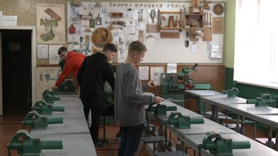П'ять історій дітей-волонтерів