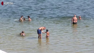 Хто відповідає за херсонський пляж "Лілея" та чому з відпочивальників беруть гроші Хто відповідає за херсонський пляж "Лілея" та чому з відпочивальників беруть гроші